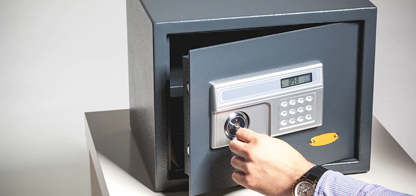 Jewelry Safe Unlocking Service in Englewood, New Jersey